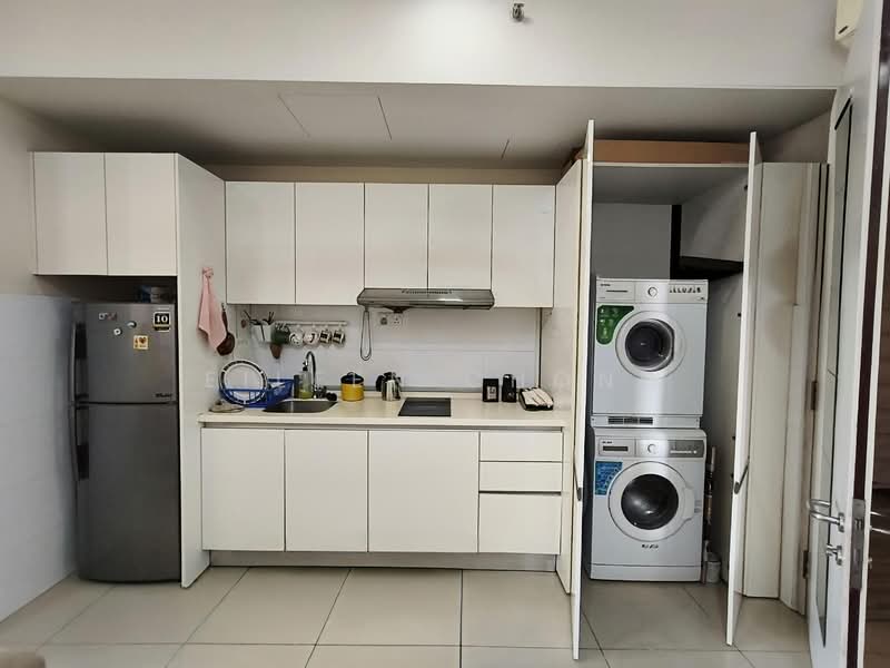 Servis Apartment untuk Disewa di Suria Jelutong - Eileen Chong - Kitchen - PropertyGuru.com.my