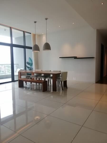 Kondominium untuk Dijual di Tropicana Grande - Alan Tan - Dining Room - PropertyGuru.com.my