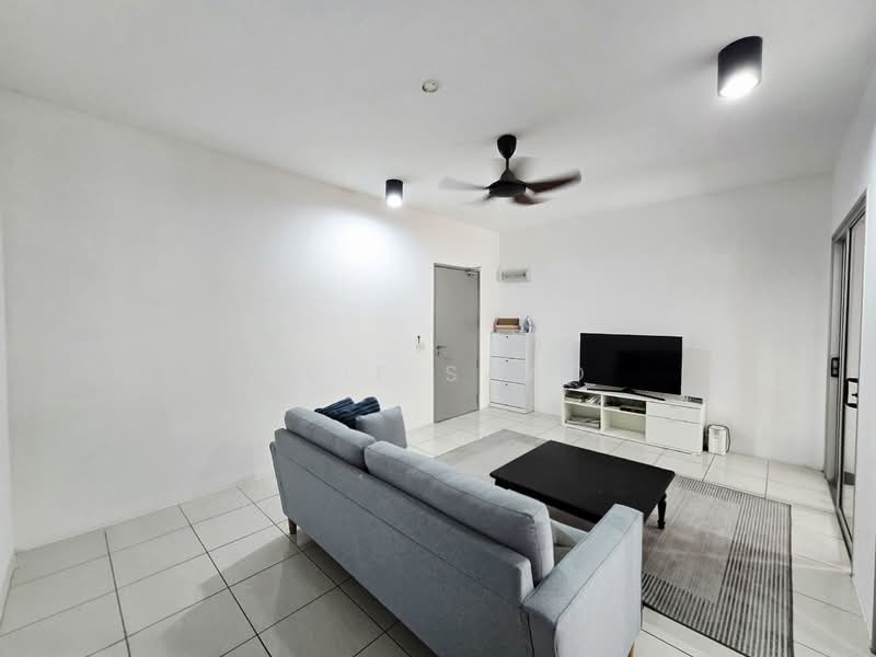 Apartment for Sale at Harmoni Elmina 1 @ City Of Elmina - Alif Saad - Living Room - PropertyGuru.com.my