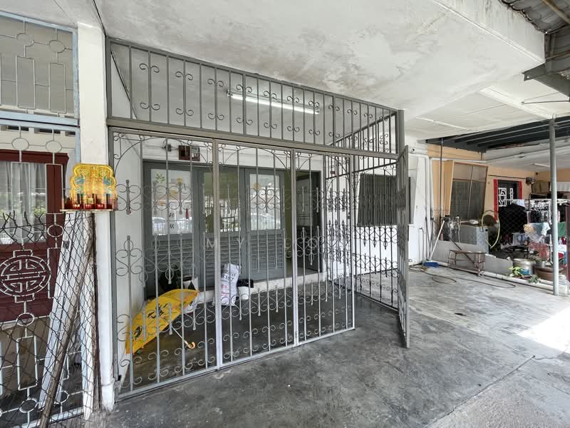 2-storey Terraced House for Rent in Taman Sri Melati (Selayang) - MY Loh - Exterior - PropertyGuru.com.my