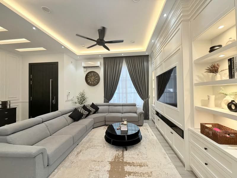 Rumah Kluster untuk Dijual di Semenyih (Selangor) - Ali Idris - Living Room - PropertyGuru.com.my