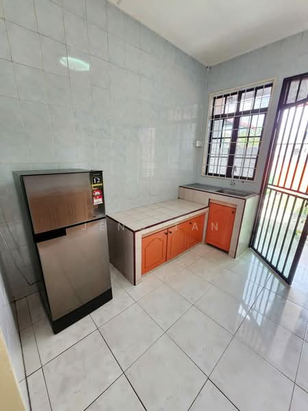 1-storey Terraced House for Rent in Kuching (Sarawak) - Jeno Tan - Kitchen - PropertyGuru.com.my