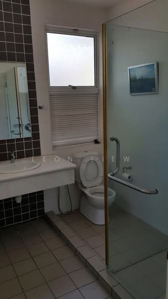3-storey Terraced House for Sale in Desa Parkcity (Kuala Lumpur) - Leon Liew - Bathroom - PropertyGuru.com.my