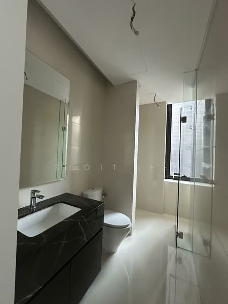 Servis Apartment untuk Dijual di Pavilion Damansara Heights - Scott Lee - Bathroom - PropertyGuru.com.my