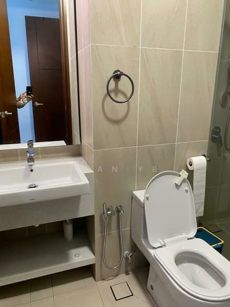 Kondominium untuk Disewa di Queens Residences Q2 @ Queens Waterfront - Chan YB - Bathroom - PropertyGuru.com.my