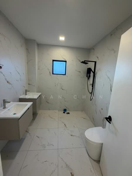 Condominium for Sale at D'aman Crimson - Bryan Chan - Bathroom - PropertyGuru.com.my