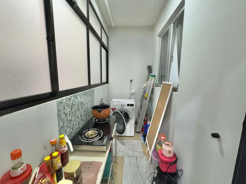 Pangsapuri untuk Dijual di Residensi Jalan Jubilee - Ali Idris - Kitchen - PropertyGuru.com.my