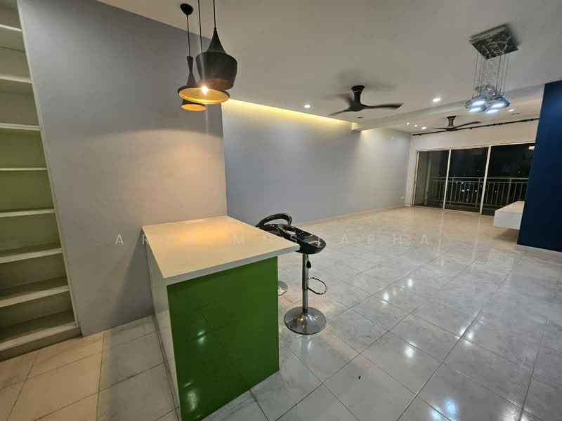 Kondominium untuk Dijual di Symphony Heights (Simfoni Heights) - Arif Mustapha - Living Room - PropertyGuru.com.my