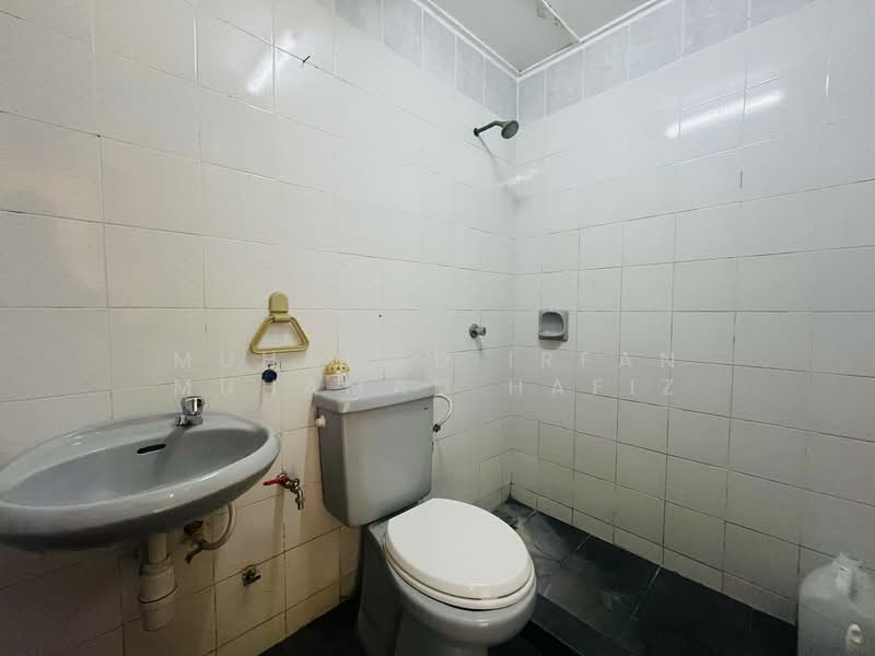 Kondominium untuk Disewa di Sri Mahligai - Muhamad Irfan Muhamad Hafiz - Bathroom - PropertyGuru.com.my