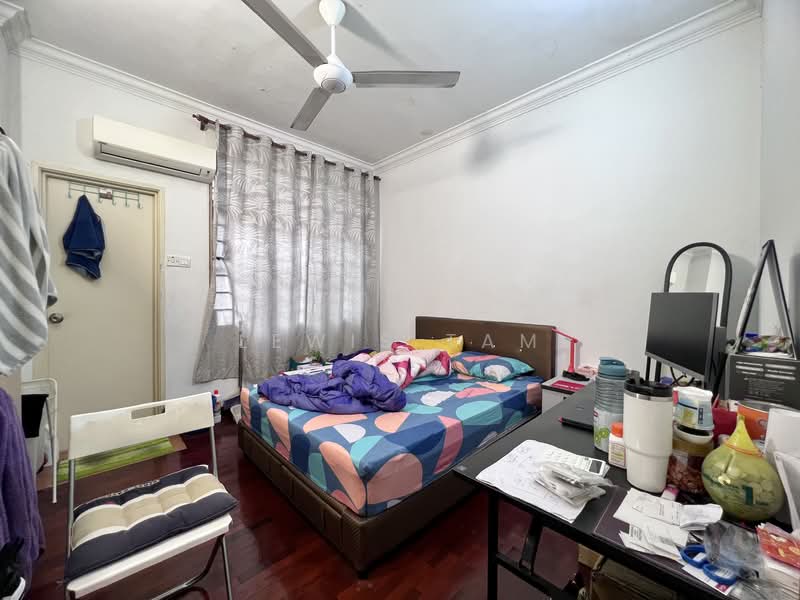 2-storey Terraced House for Sale in Alam Damai (Cheras) - Lewis Tam - Bedroom - PropertyGuru.com.my