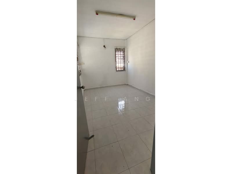 Flat for Sale at Rumah Pangsa Akasia - Jeff Ang - Interior - PropertyGuru.com.my