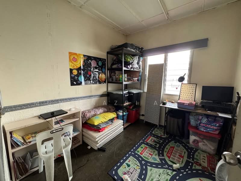 Rumah Teres 2 Tingkat untuk Dijual di Sungai Buloh (Selangor) - Mohd Nazri Alias - Study - PropertyGuru.com.my