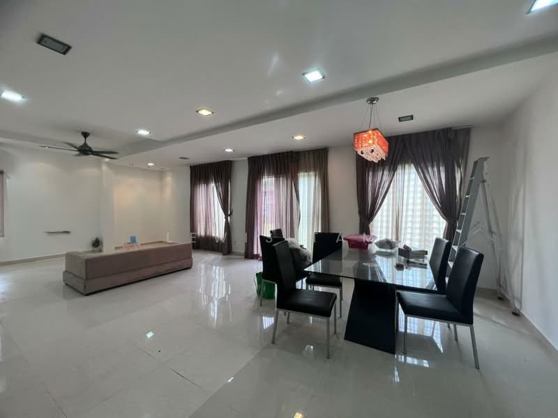 2-storey Terraced House for Sale in Bandar Mahkota Cheras (Cheras) - Lewis Tam - Living Room - PropertyGuru.com.my