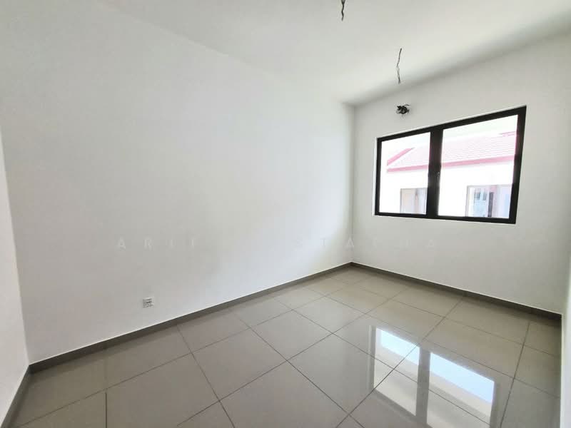 2-storey Terraced House for Sale in Setia Safiro (Cyberjaya) - Arif Mustapha - Interior - PropertyGuru.com.my