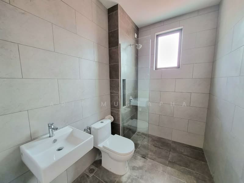 2-storey Terraced House for Sale in Setia Safiro (Cyberjaya) - Arif Mustapha - Bathroom - PropertyGuru.com.my