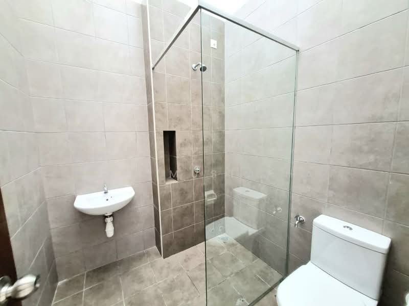 2-storey Terraced House for Sale in Setia Safiro (Cyberjaya) - Arif Mustapha - Bathroom - PropertyGuru.com.my