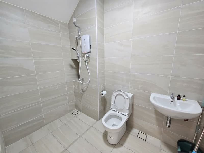 Rumah Teres 2 Tingkat untuk Disewa di Taman Ekoflora (Johor Bahru) - Jensen Goh - Bathroom - PropertyGuru.com.my
