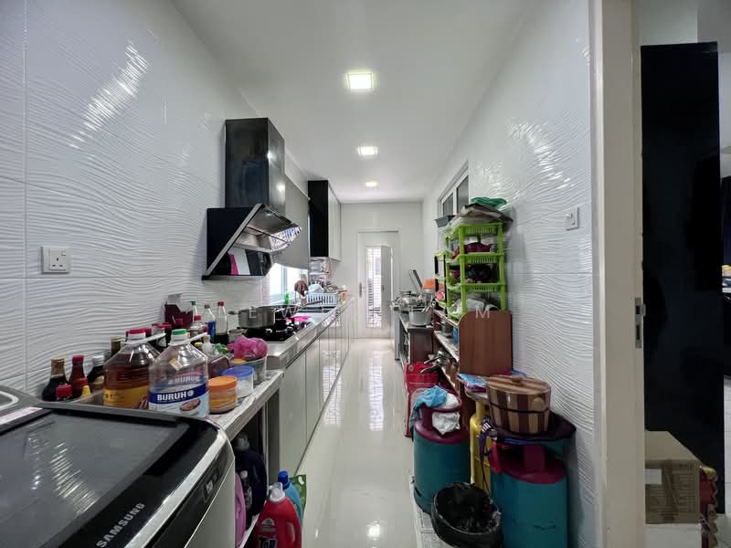 Semi-Detached House for Sale in Bandar Mahkota Cheras (Cheras) - Lewis Tam - Kitchen - PropertyGuru.com.my