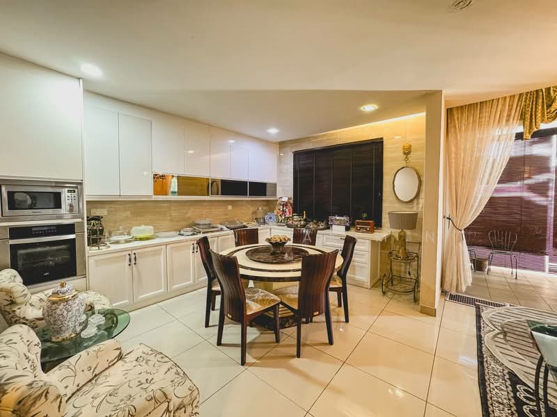 Kondominium untuk Dijual di 228 Kondominium - Nazrin Hakimin - PropertyGuru.com.my