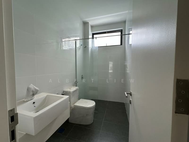 Semi-Detached House for Sale in Bakri (Johor) - Albert Liew - Bathroom - PropertyGuru.com.my