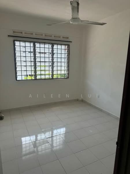 Untuk Dijual - Meranti