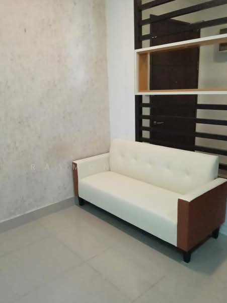 Kondominium untuk Disewa di Shaftsbury Residence - Raymond Siew - Living Room - PropertyGuru.com.my