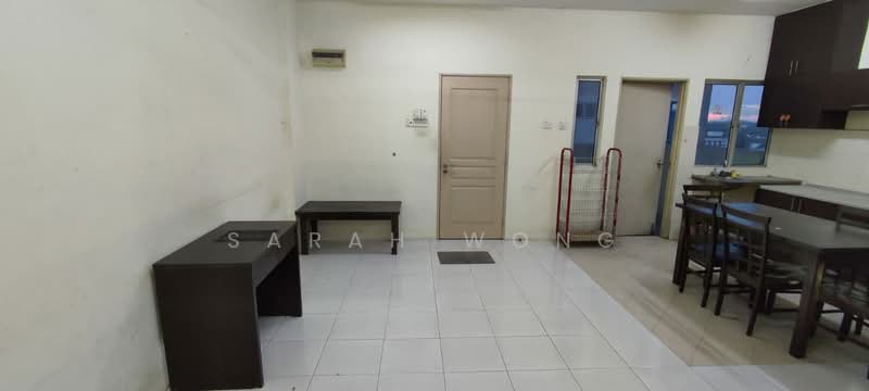 Unipark Condominium - 3