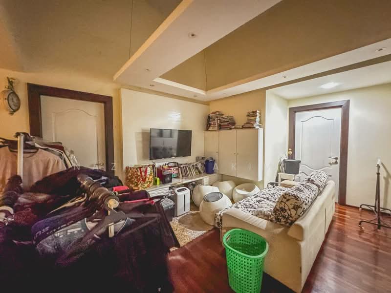 Bungalow House untuk Dijual di Kota Emerald (Rawang) - Nazrin Hakimin - Living Room - PropertyGuru.com.my