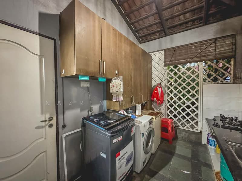 Bungalow House untuk Dijual di Kota Emerald (Rawang) - Nazrin Hakimin - Kitchen - PropertyGuru.com.my
