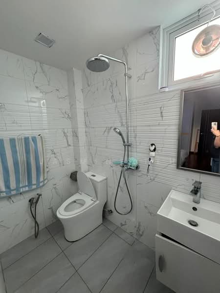 Rumah Teres 3 Tingkat untuk Disewa di Air Hitam (Penang) - Jasmine Teh - Bathroom - PropertyGuru.com.my