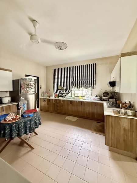 Rumah Banglo untuk Disewa di Johor Bahru (Johor) - Joyceline Yii - Kitchen - PropertyGuru.com.my