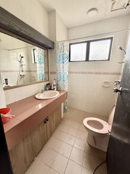 Rumah Banglo untuk Disewa di Johor Bahru (Johor) - Joyceline Yii - Bathroom - PropertyGuru.com.my
