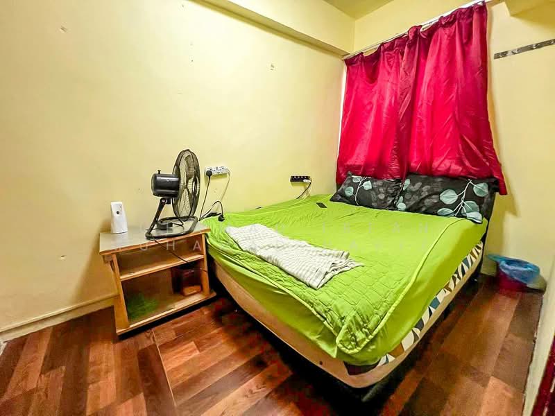 Condominium for Sale at Le Jardine Condominium - Muhamad Irfan Muhamad Hafiz - Bedroom - PropertyGuru.com.my