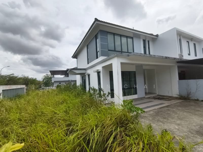 2-storey Terraced House for Sale in Johor Bahru (Johor) - Roselynn Chai - Exterior - PropertyGuru.com.my