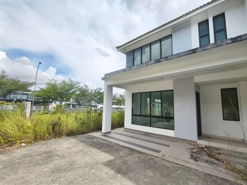2-storey Terraced House for Sale in Johor Bahru (Johor) - Roselynn Chai - Exterior - PropertyGuru.com.my