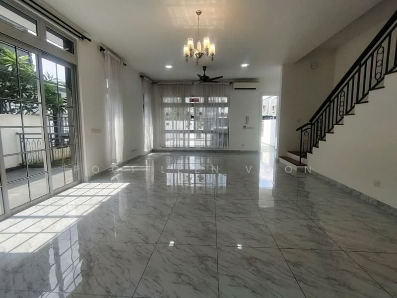 Rumah Kluster untuk Disewa di Taman Ekoflora (Johor Bahru) - Pooi Leen Voon - Living Room - PropertyGuru.com.my