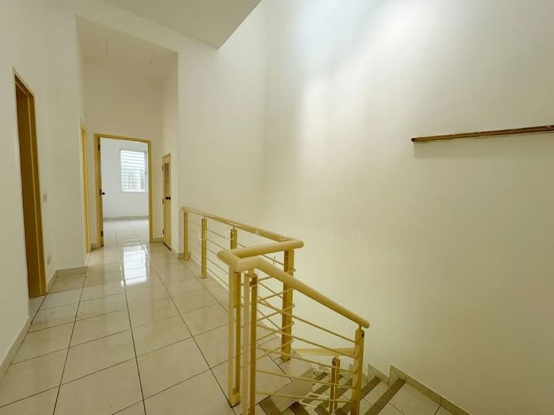 2-storey Terraced House for Sale in Setia Indah (Setia Alam) - Lucas Ng - Corridor - PropertyGuru.com.my