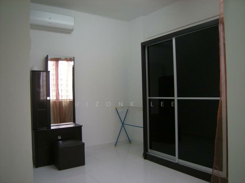 Kondominium untuk Disewa di Gurney Heights - Huizonk Lee - Bedroom - PropertyGuru.com.my