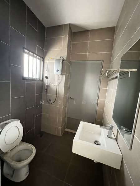 2-storey Terraced House for Rent in Sepang (Selangor) - Max Low - Bathroom - PropertyGuru.com.my