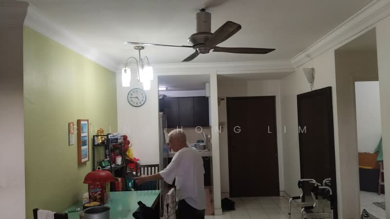 Kondominium untuk Dijual di Palm Spring @ Damansara - Ching Hong Lim - Living Room - PropertyGuru.com.my