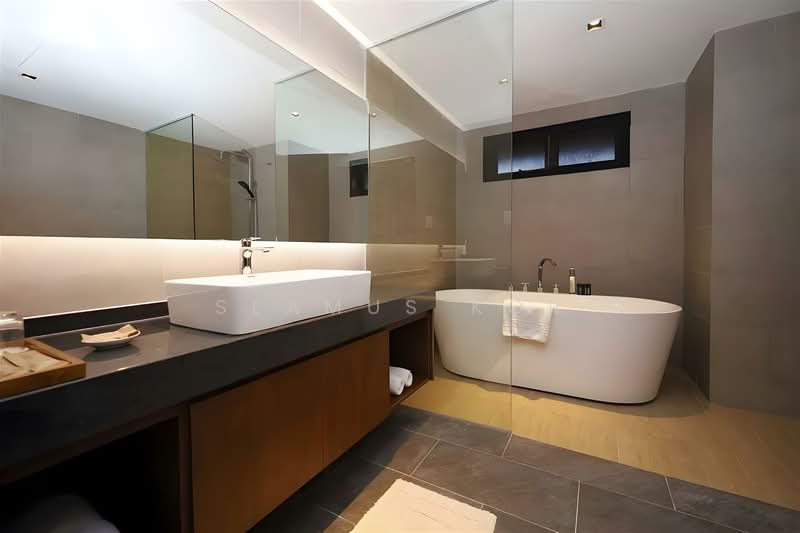 Hotel / Resort untuk Dijual di Seksyen 13 (Shah Alam) - Seamus Kor - Bathroom - PropertyGuru.com.my