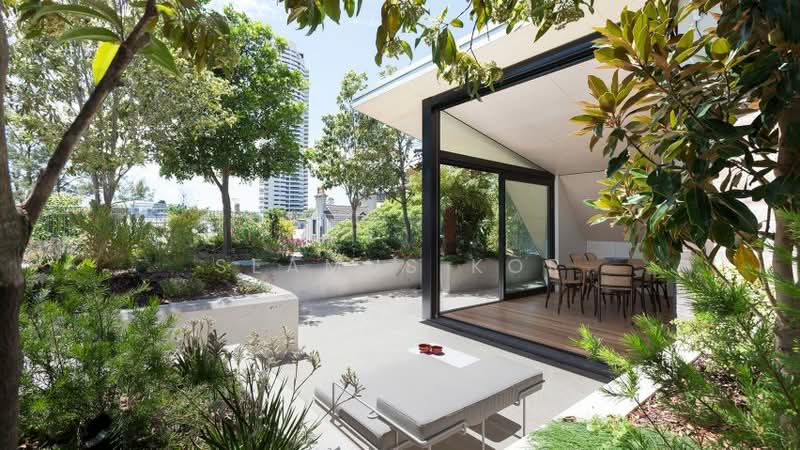 Hotel / Resort untuk Dijual di Seksyen 13 (Shah Alam) - Seamus Kor - Exterior - PropertyGuru.com.my