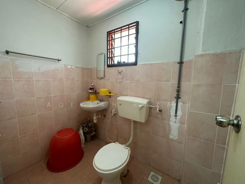 2-storey Terraced House for Sale in Jenjarom (Selangor) - Aqillah Razali - PropertyGuru.com.my