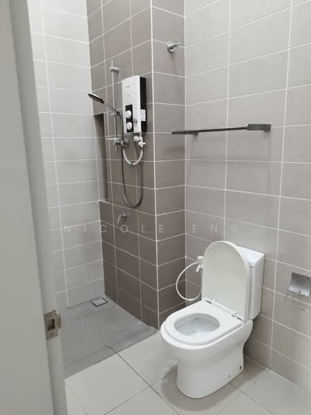 Rumah Teres 2 Tingkat untuk Disewa di Bandar Tropicana Aman (Telok Panglima Garang) - Nicole Eng - Bathroom - PropertyGuru.com.my