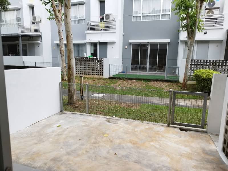 Rumah Teres 2 Tingkat untuk Disewa di Bandar Tropicana Aman (Telok Panglima Garang) - Nicole Eng - Exterior - PropertyGuru.com.my