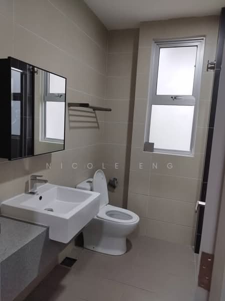 Rumah Teres 2 Tingkat untuk Disewa di Bandar Tropicana Aman (Telok Panglima Garang) - Nicole Eng - Bathroom - PropertyGuru.com.my