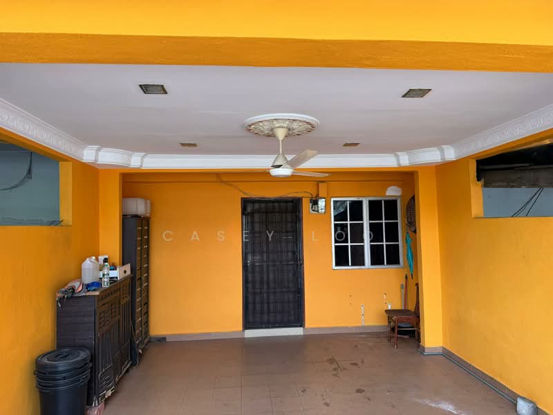 Rumah Teres 2 Tingkat untuk Dijual di Taman Usaha Jaya (Kepong) - Casey Loo - Entrance - PropertyGuru.com.my
