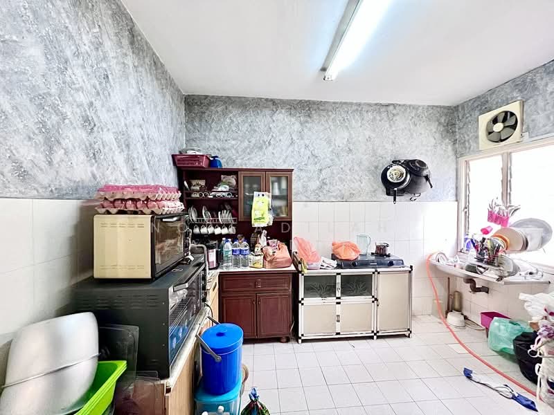 Rumah Teres untuk Dijual di Sungai Buloh (Selangor) - NORFADILAH ZAINUDDIN - Kitchen - PropertyGuru.com.my