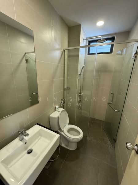 Servis Apartment untuk Disewa di Atlantis Residences (Pangsapuri Atlantis Kota Syahbandar) - Chin Siang Liow - Bathroom - PropertyGuru.com.my