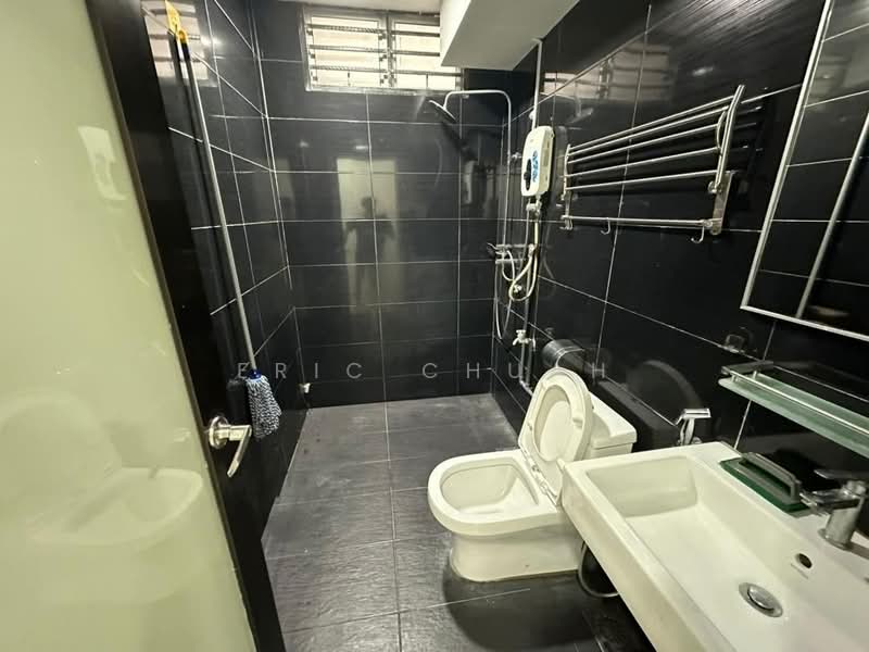Apartment for Rent at Indah Court Apartment - Eric Chuah - Bathroom - PropertyGuru.com.my